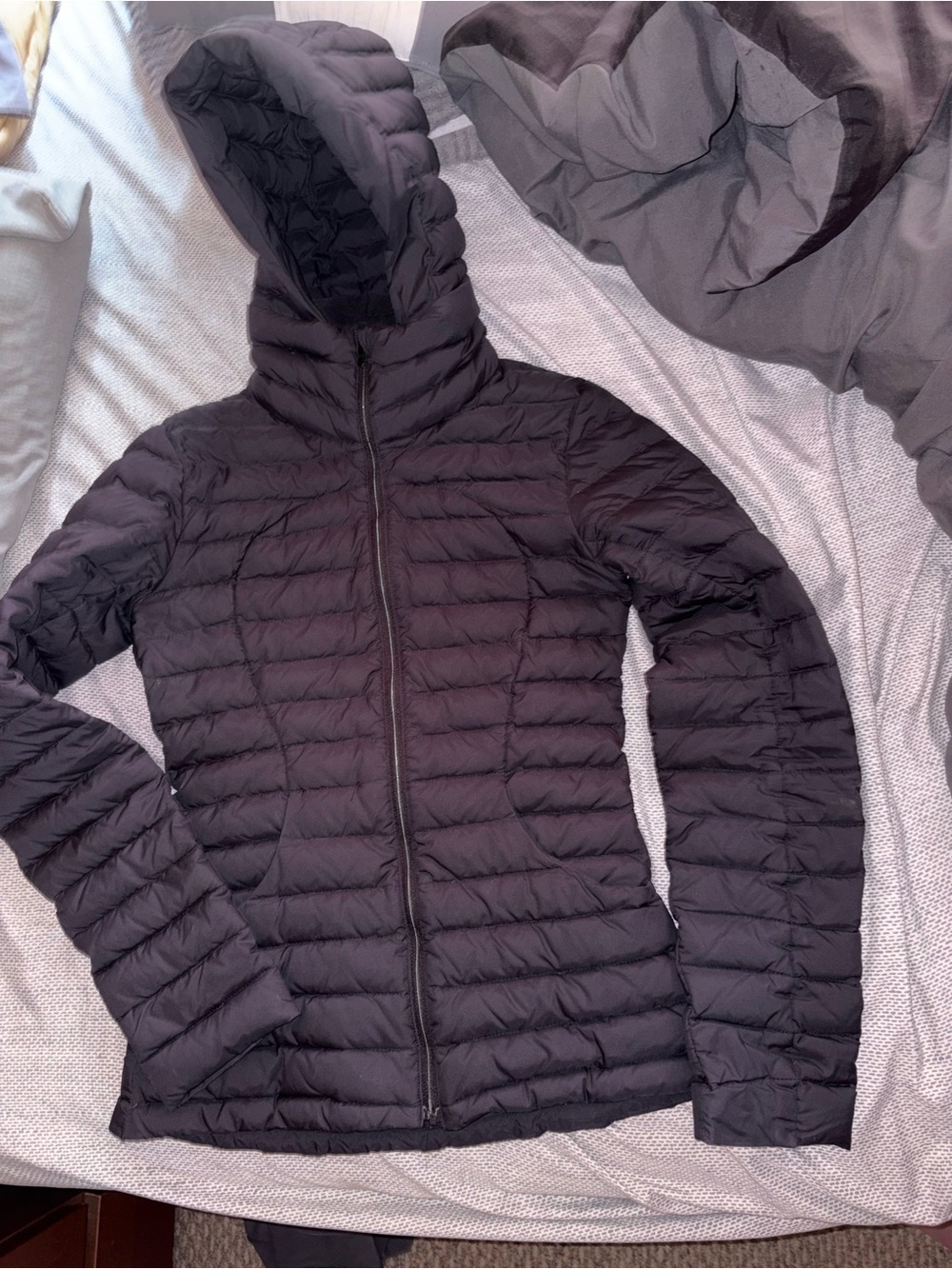 lululemon athletica Women's Black Hooded Puffer Jacket